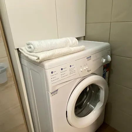 Lakeside Daire Gravedona